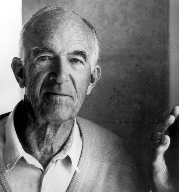 Peter-F-Jorn-Utzon-Portrait